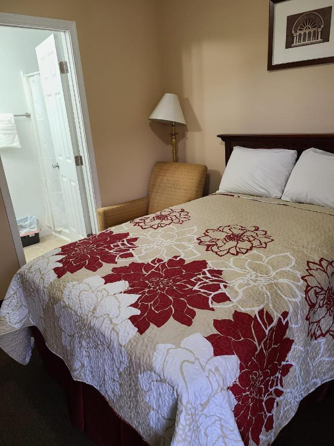 Clarysville Motel Frostburg Bagian luar foto