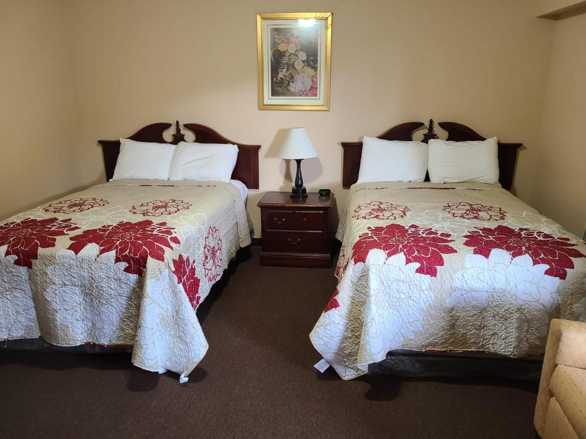 Clarysville Motel Frostburg Bagian luar foto
