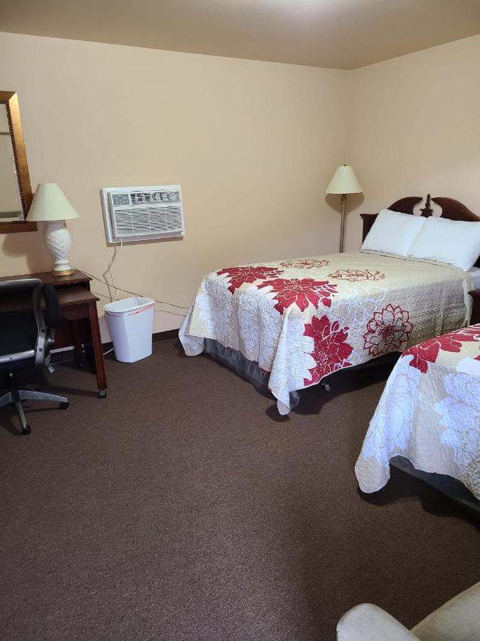 Clarysville Motel Frostburg Bagian luar foto