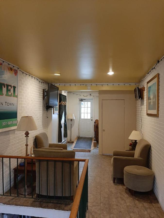 Clarysville Motel Frostburg Bagian luar foto
