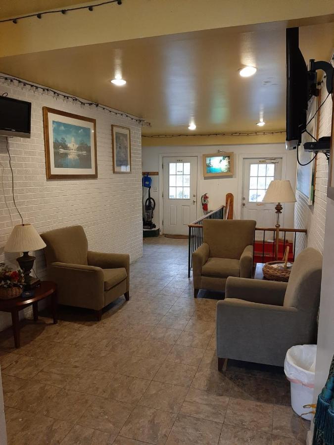 Clarysville Motel Frostburg Bagian luar foto